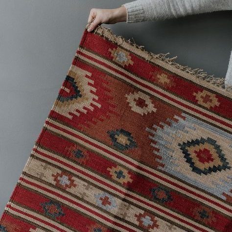 Carettahome Kilims